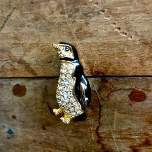 Vintage penguin pin Swarovski Crystal enamel black white gold tone